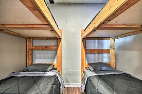 Hidden Gem: Dock & Views on Pine Hollow Reservoir!