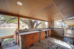 Rustic & Western House on Lake - Swim & Fish!