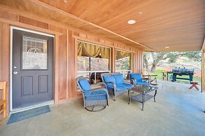 Rustic & Western House on Lake - Swim & Fish!