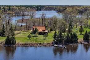 Cabin on Private Island < 6 Mi to Sand Valley Golf