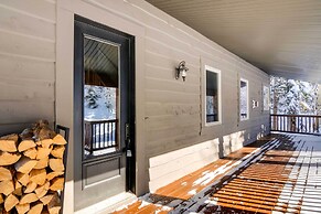 Group Ski Getaway Near the Base of Chairlift 8!