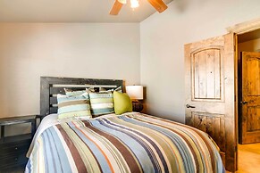 Group Ski Getaway Near the Base of Chairlift 8!