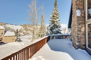 Group Ski Getaway Near the Base of Chairlift 8!