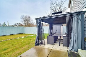 Welcoming Medford Home Near Parks & Downtown!