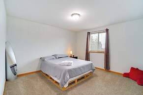 Welcoming Medford Home Near Parks & Downtown!