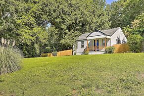 Family-friendly Atlanta Home ~ 3 Mi to Downtown!
