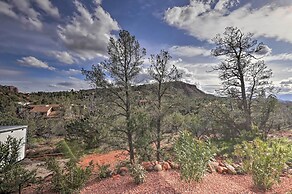 Chic Sedona Retreat: 2 Mi to Cathedral Rock Trail!