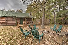 Cozy Starlight Cabin: ~ 6 Miles to Beavers Bend!