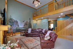 Spacious Mcarthur Home: Private Hot Tub + Pond!