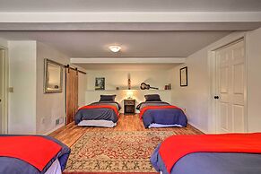 Groveland Cabin w/ Outdoor Perks & Game Room