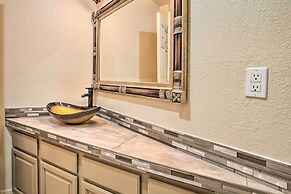 Moses Lake Retreat w/ Salt Water Hot Tub!