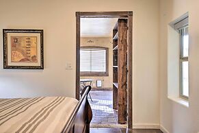 11 Mi to Phoenix: Tempe Escape w/ Patio & Bar!