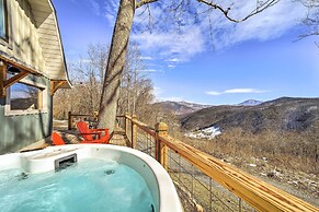 'blue Sky Cottage:' Romantic Retreat w/ Mtn Views!