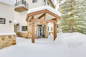 Vail Mountain Retreat w/ Hot Tub & Deck!