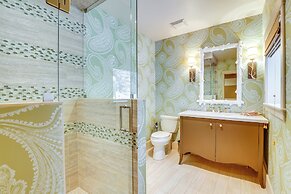 Vail Mountain Retreat w/ Hot Tub & Deck!