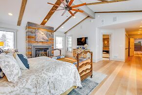 Vail Mountain Retreat w/ Hot Tub & Deck!