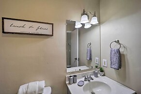 Banner Elk Condo ~ 4 Mi to Sugar Mountain Resort!