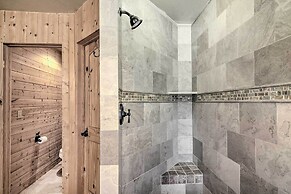 Duck Creek Village Cabin: Hike, Ski, & Bike!