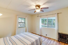 Edgemont Home w/ Deck ~ 9 Mi to Greers Ferry Lake!