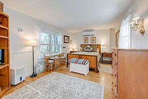 Quaint Smoky Mountain Cabin Rental w/ Patio