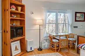 Quaint Smoky Mountain Cabin Rental w/ Patio