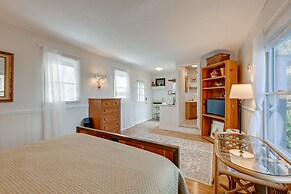 Quaint Smoky Mountain Cabin Rental w/ Patio