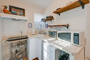 Quaint Smoky Mountain Cabin Rental w/ Patio