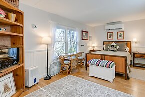 Quaint Smoky Mountain Cabin Rental w/ Patio