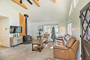 Near Hiking: Modern Heber-overgaard Cabin w/ Deck