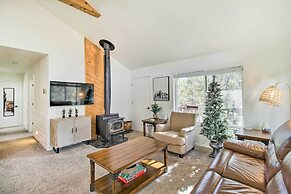 Near Hiking: Modern Heber-overgaard Cabin w/ Deck