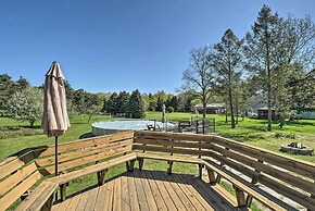 Coloma Escape: Pool, Hot Tub < 1 Mi to Lake!