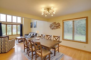 Coloma Escape: Pool, Hot Tub < 1 Mi to Lake!