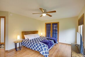 Coloma Escape: Pool, Hot Tub < 1 Mi to Lake!