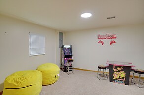 Coloma Escape: Pool, Hot Tub < 1 Mi to Lake!