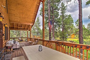 Dog-friendly Nutrioso Cabin w/ Wraparound Porch!