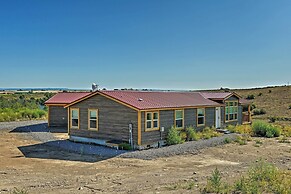 Griffel River Ranch w/ Views - An Anglers Dream!