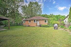 Lake Michigan Hideaway: Pool, Steps to Beach!