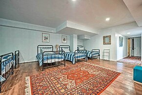 Lake Michigan Hideaway: Pool, Steps to Beach!