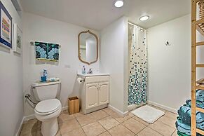 Lake Michigan Hideaway: Pool, Steps to Beach!