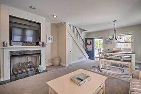 Charming Ocean City Townhome: Walk to Beach!