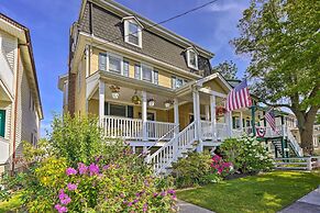 Charming Ocean City Townhome: Walk to Beach!