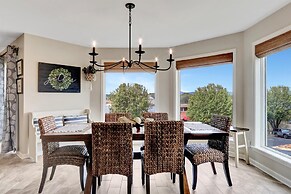 Pool & Dock Access: Lakefront Hot Springs Condo!