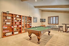 Deck & Gas Grill: Spacious Pinetop Cabin