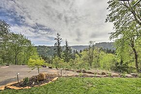 Lovely Canyon View Apartment w/ Patio & Yard