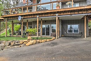 Lovely Canyon View Apartment w/ Patio & Yard