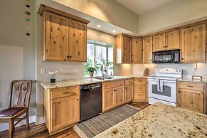 Lovely Canyon View Apartment w/ Patio & Yard