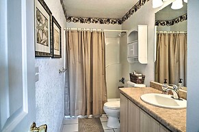 Condo w/ Family Amenities, 3 Mi to Branson Strip!