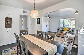 Sun-lit Phoenix Gem: Backyard Entertainment Patio!