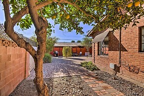 Sun-lit Phoenix Gem: Backyard Entertainment Patio!