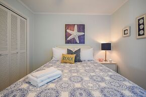 Coastal Condo w/ Public Atlantic Beach Access